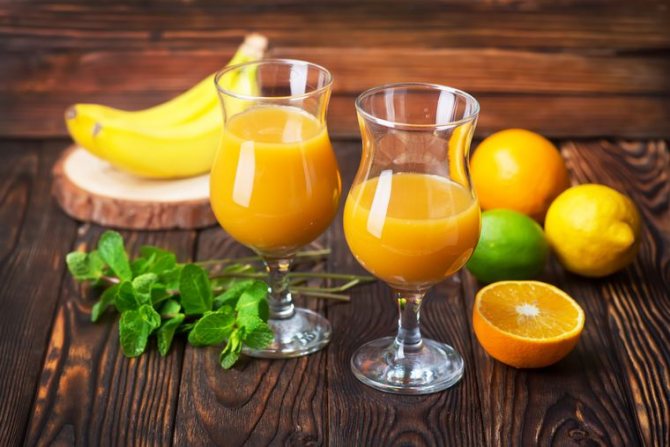 банан и апельсиновый сок