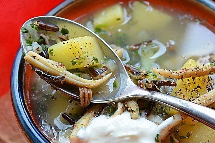 Диетический суп с кальмарами - рецепты