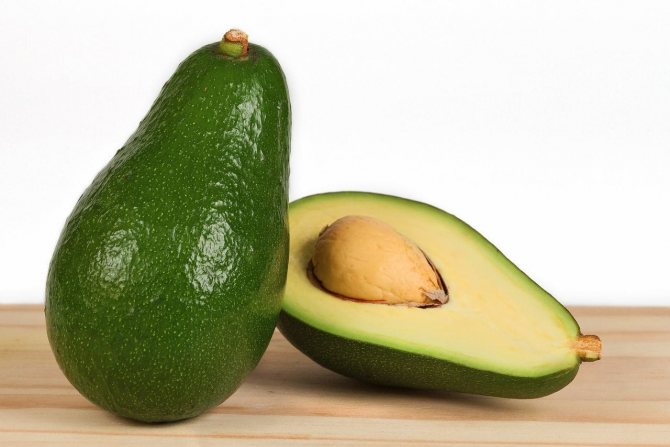 Фото; роль жиров в питании человека - авокадо