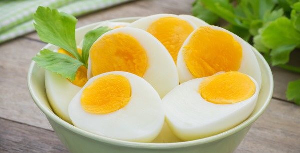 Калорийность куриного яйца: сырое, вареное, жареное, категории, польза и вред, состав БЖУ, пищевая ценность. Диеты