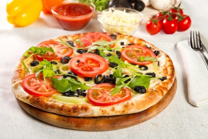 Cottage cheese pizza with filling: recipe