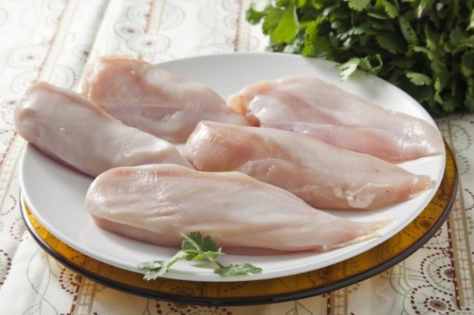 Вареная грудка индейки, курицы. Калорийность, бжу, рецепты, как готовить и употреблять на диете