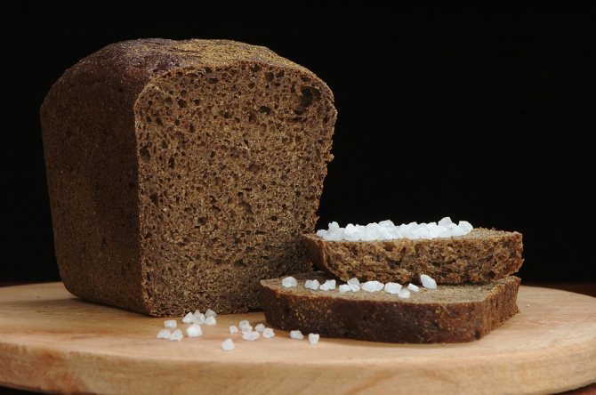 The head of everything. What are the benefits of rye bread | Photo: Pixabay/Nordwing 